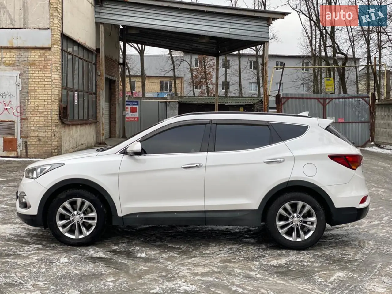 2016 Hyundai Santa Fe - мініатюра 16