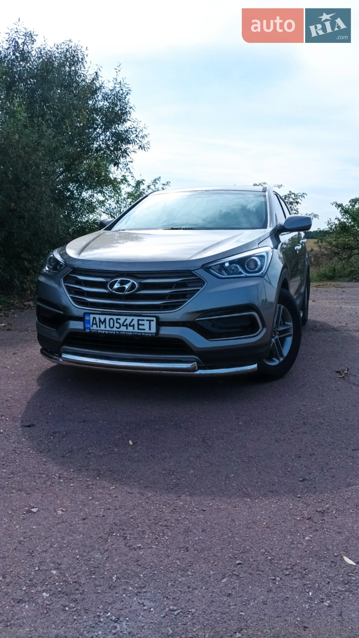 2017 Hyundai Santa Fe - мініатюра 29