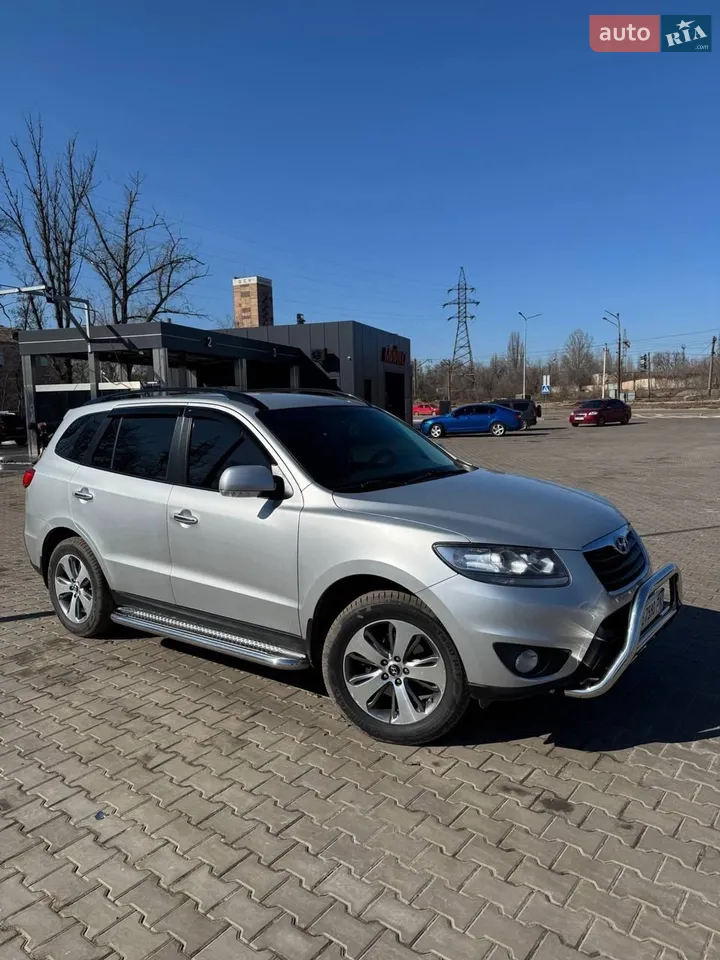 2011 Hyundai Santa Fe - мініатюра 31