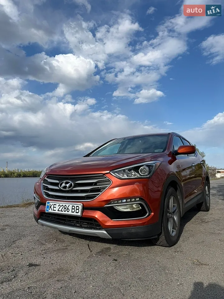 2017 Hyundai Santa Fe - мініатюра 19
