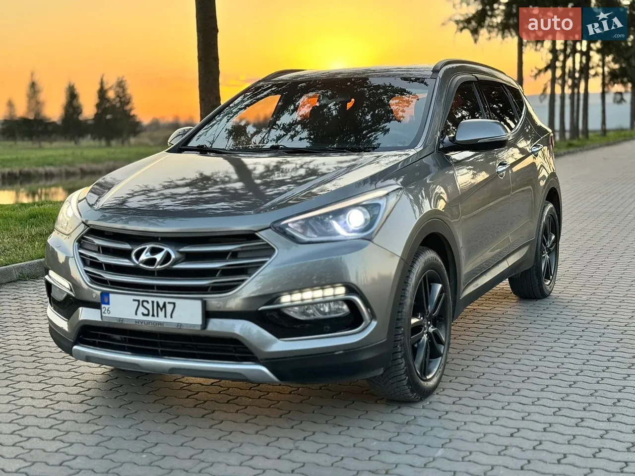 2016 Hyundai Santa Fe - мініатюра 28