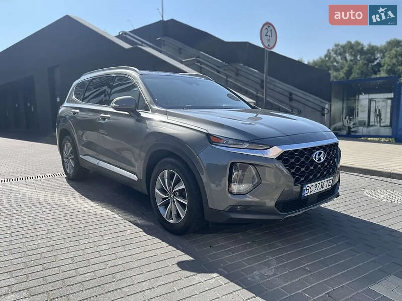 2019 Hyundai Santa Fe - мініатюра 21