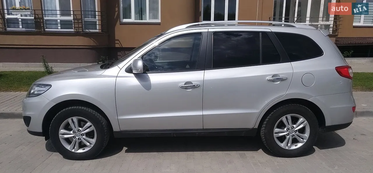 2010 Hyundai Santa Fe - мініатюра 13