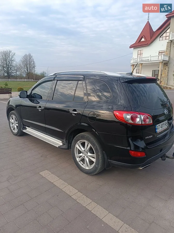 2011 Hyundai Santa Fe - мініатюра 9
