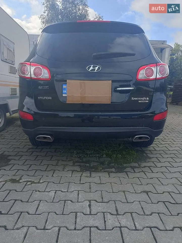 2010 Hyundai Santa Fe - мініатюра 17