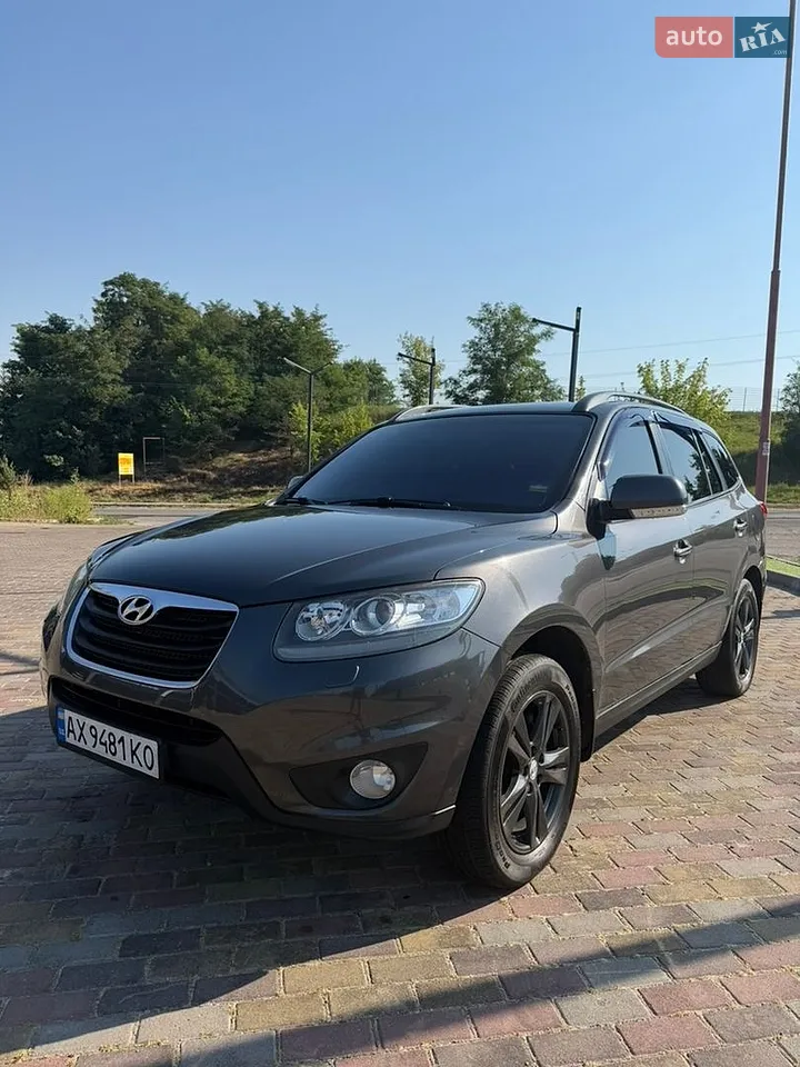 2010 Hyundai Santa Fe - мініатюра 20