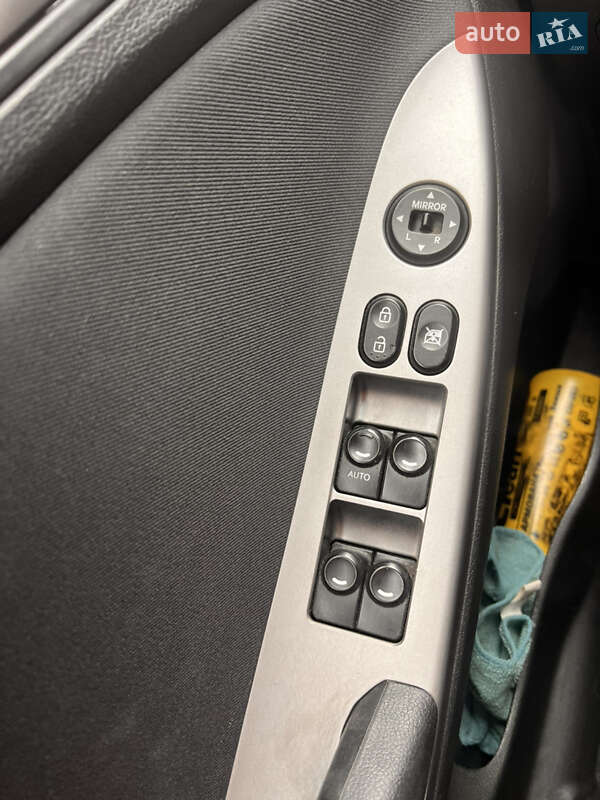 Седан Hyundai Solaris 2016 в Днепре