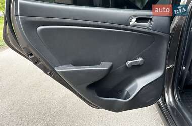 Седан Hyundai Solaris 2016 в 