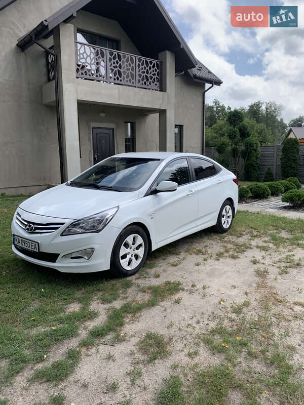 Седан Hyundai Solaris 2016 в Василькові