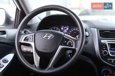 Седан Hyundai Solaris 2016 в 