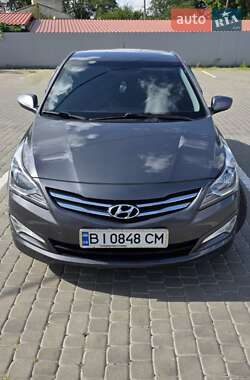Седан Hyundai Solaris 2015 в 