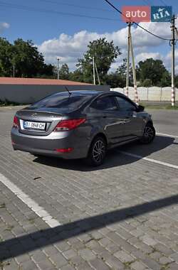 Седан Hyundai Solaris 2015 в 