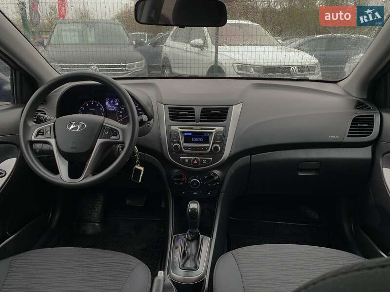Седан Hyundai Solaris 2016 в Бердичеве