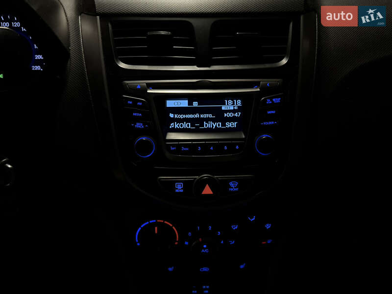 Седан Hyundai Solaris 2016 в Києві фото 10 Седан Hyundai Solaris 2016 в Києві