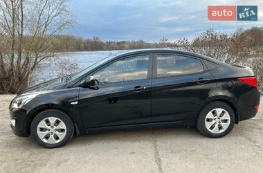 Седан Hyundai Solaris 2015 в Киеве