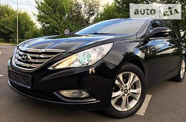 Hyundai Sonata 2012