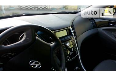 Седан Hyundai Sonata 2010 в Днепре