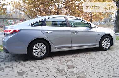 Седан Hyundai Sonata 2016 в Киеве