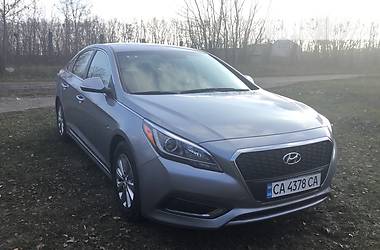 Седан Hyundai Sonata 2015 в Умани