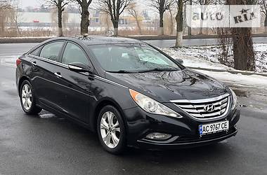 Hyundai Sonata 2011