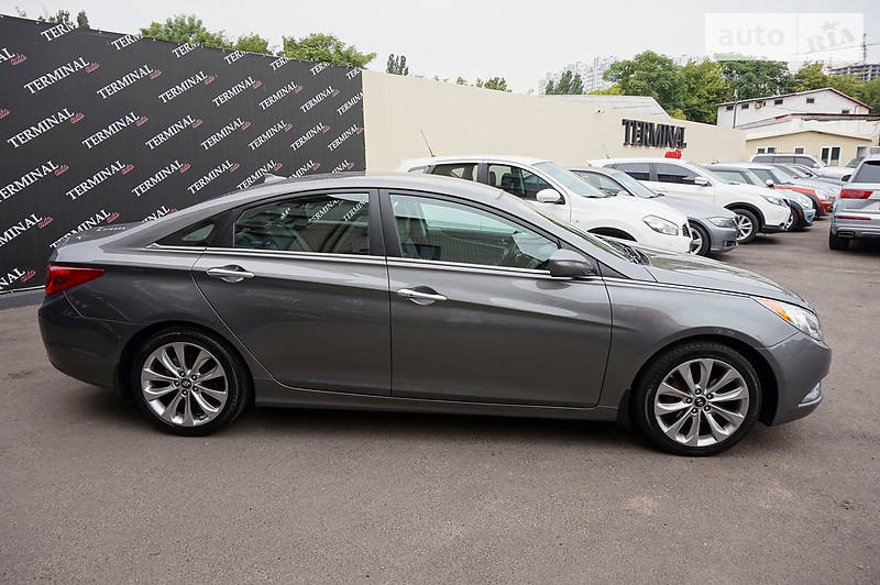 Седан Hyundai Sonata 2013 в Одесі