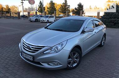 Hyundai Sonata 2013