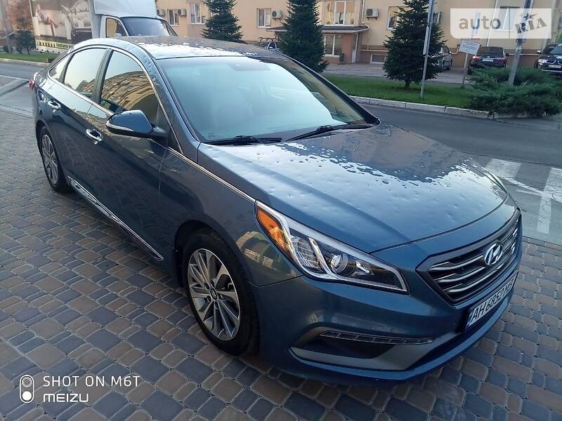 Седан Hyundai Sonata 2015 в Мариуполе