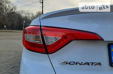 Седан Hyundai Sonata 2015 в Дніпрі