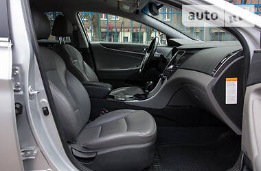 Седан Hyundai Sonata 2013 в 