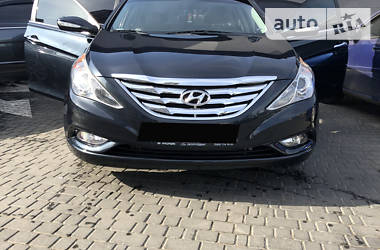 Hyundai Sonata 2011