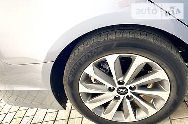 Седан Hyundai Sonata 2015 в 