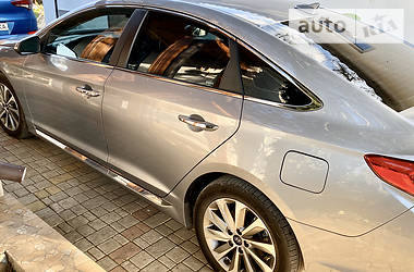 Седан Hyundai Sonata 2015 в 