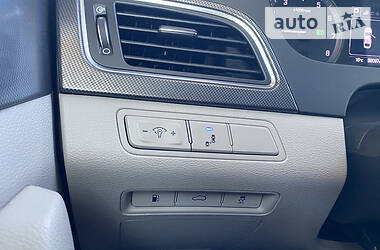 Седан Hyundai Sonata 2015 в 