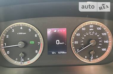 Седан Hyundai Sonata 2015 в 