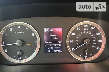 Седан Hyundai Sonata 2015 в 