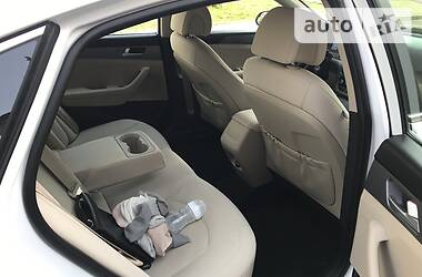 Седан Hyundai Sonata 2015 в 