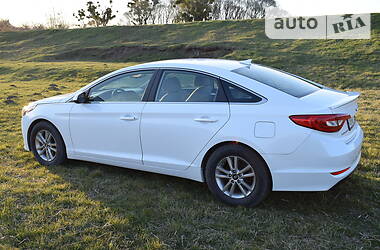 Седан Hyundai Sonata 2015 в 