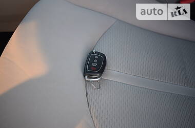 Седан Hyundai Sonata 2015 в 