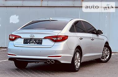 Седан Hyundai Sonata 2016 в 