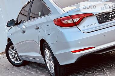 Седан Hyundai Sonata 2016 в 