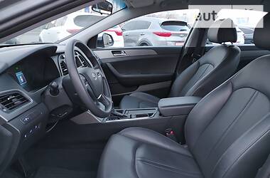 Седан Hyundai Sonata 2015 в 