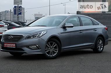Седан Hyundai Sonata 2015 в 