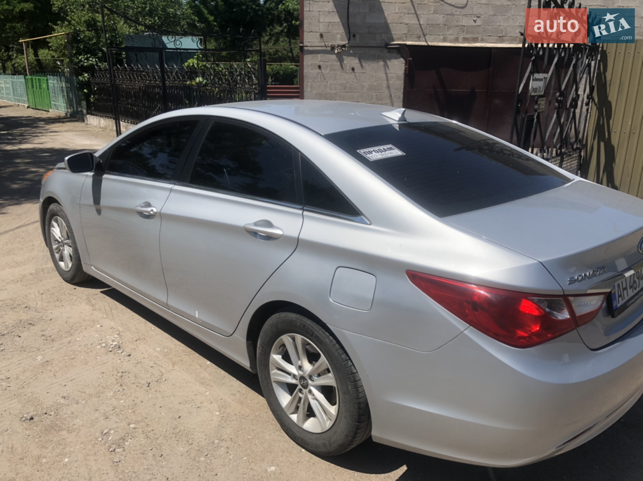 2011 Hyundai Sonata - мініатюра 4