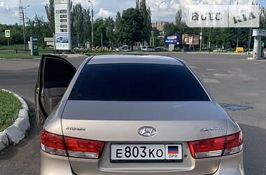 Седан Hyundai Sonata 2006 в Макеевке