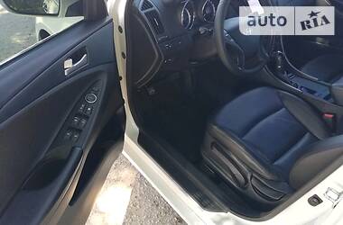 Седан Hyundai Sonata 2013 в 