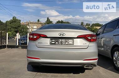 Седан Hyundai Sonata 2015 в Киеве