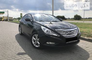 Hyundai Sonata 2011