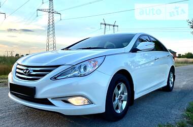 Hyundai Sonata 2013