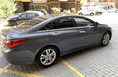 Седан Hyundai Sonata 2011 в 