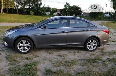 Седан Hyundai Sonata 2012 в Мене